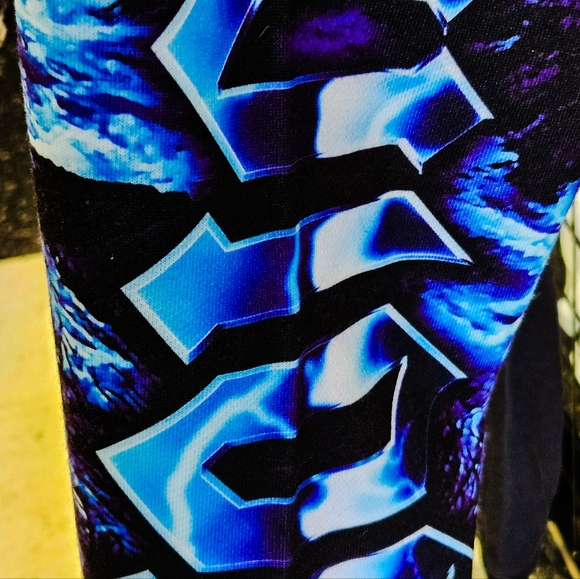 NWT Current Mood Cityscape Graphic Joggers!! Out of stock XS RARE!!! - Picture 5 of 8